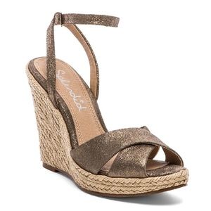 ✨ Wedge Sandals✨SPLENDID GOLD Sparkle - 9.5